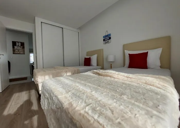 Life Apartment, New, Elegant And Cozy شقة *